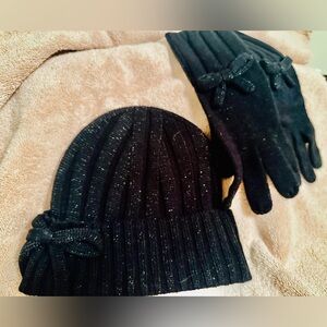 KATE SPADE- kate spade new york Women's Metallic Bow hat, and glove set